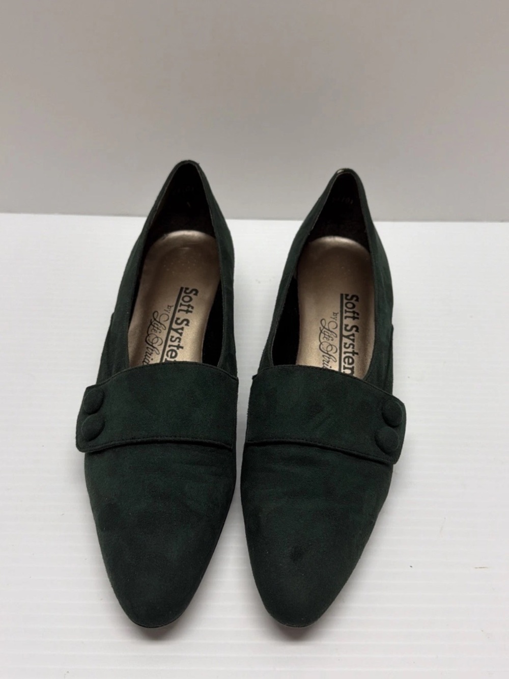 Soft System By Life Stride Green Suede Heels With Button Flap